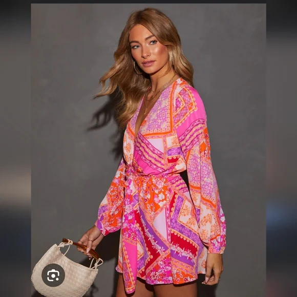 Florentine Printed Fitted Waist Romper - Picture 2 of 9